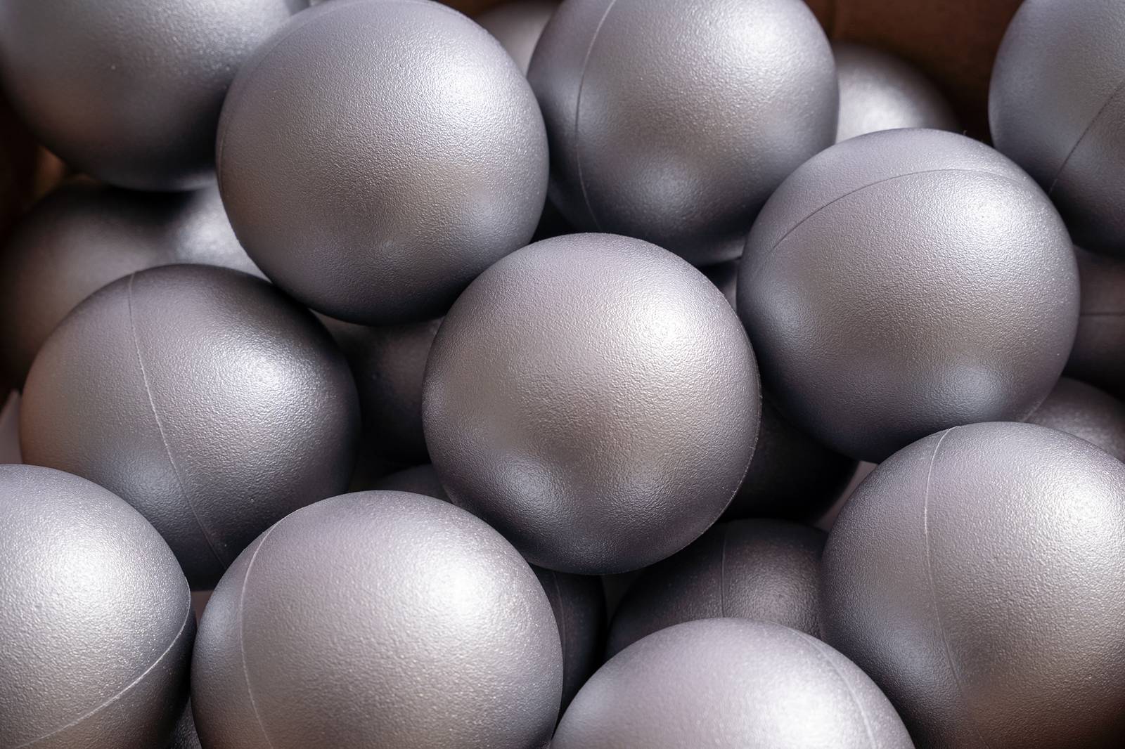 15 g commercial grade ball pit balls, silver matte color